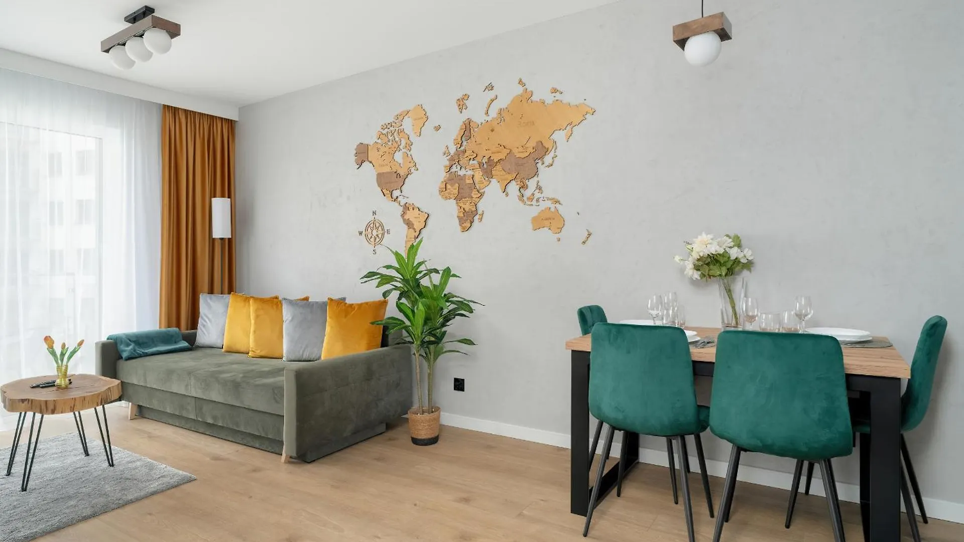 Spacious Apartments With Parking & Balcony In Poznan By Noclegi Renters